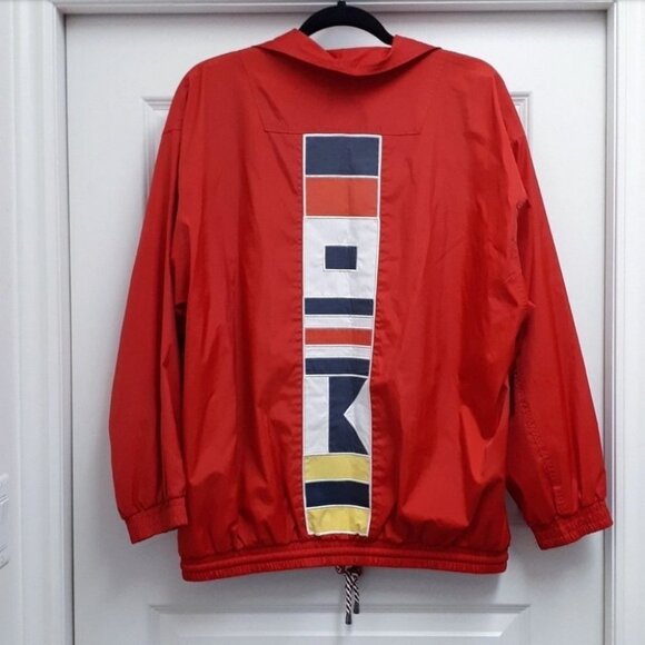 𝅺rare VINTAGE ESCADA SPORT RED WINDBREAKER - Picture 2 of 3